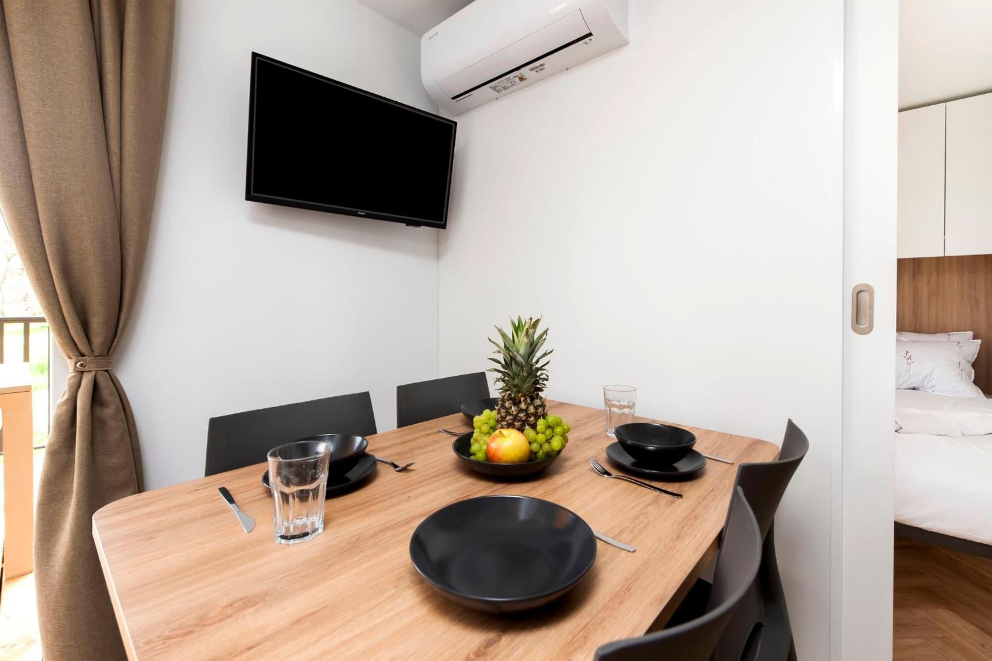Mobile Homes Casapini In Fkk Camping Solaris بوريتش المظهر الخارجي الصورة