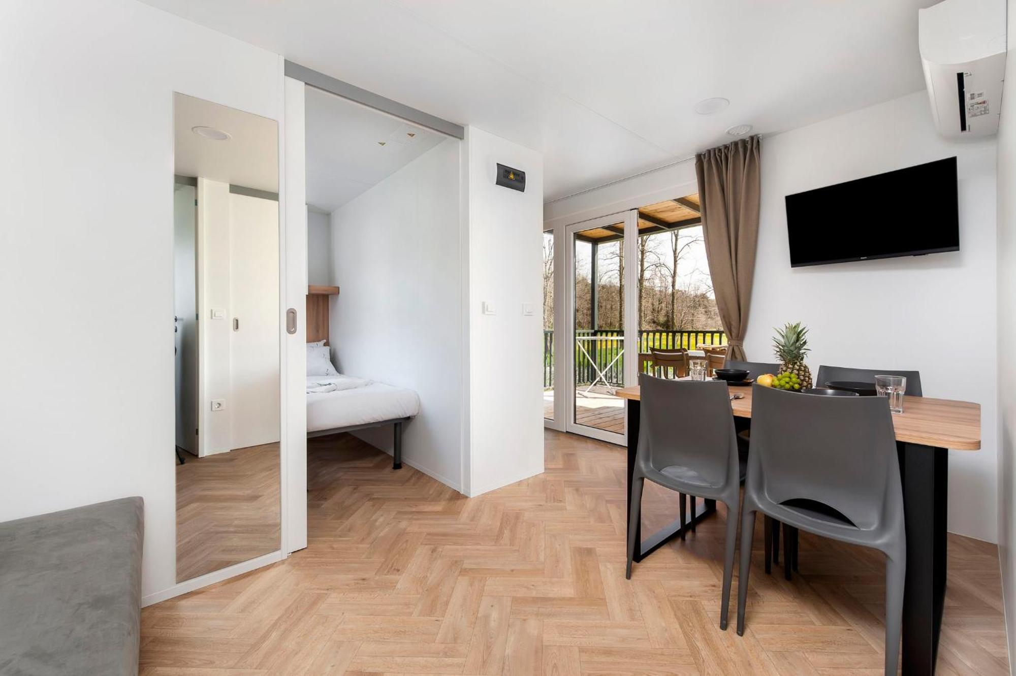 Mobile Homes Casapini In Fkk Camping Solaris بوريتش المظهر الخارجي الصورة